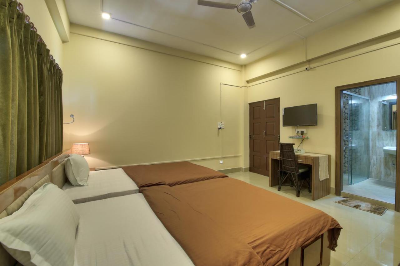 Harmony House - A Boutique Hotel グワーハーティー エクステリア 写真