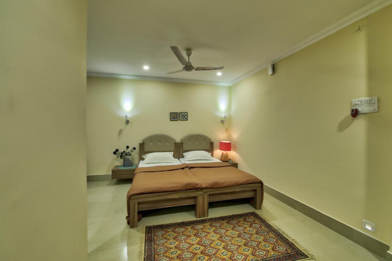 Harmony House - A Boutique Hotel グワーハーティー エクステリア 写真